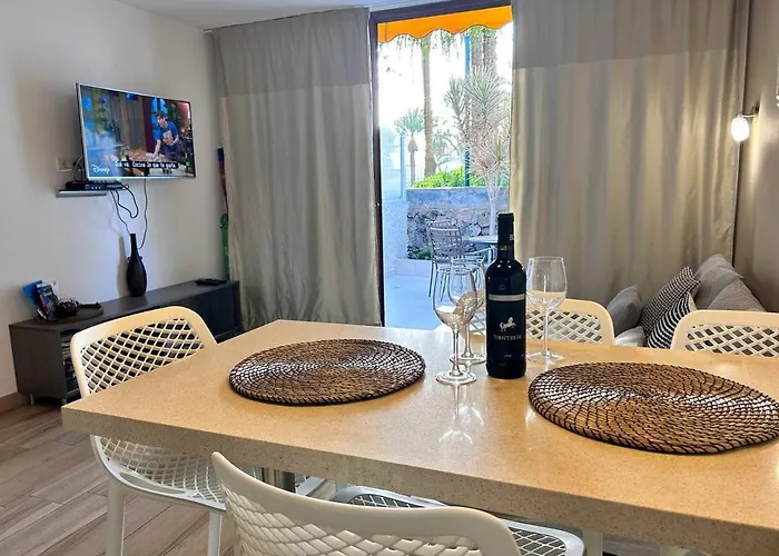 Virginia * Playa de las Américas